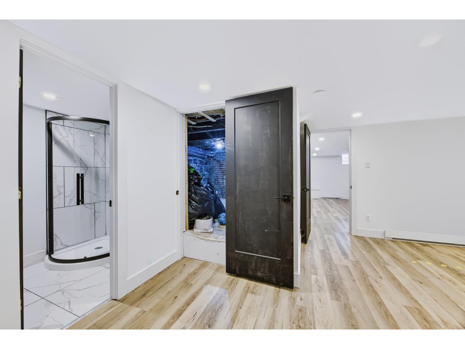 4754-4760 Av. Papineau Property Photo 33