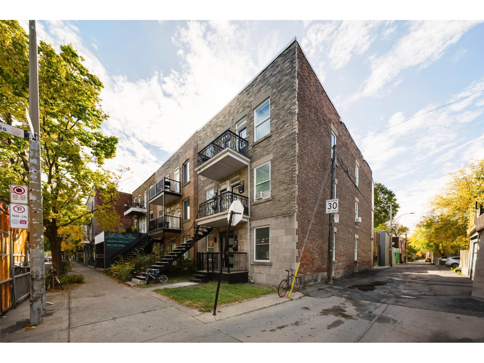 4754-4760 Av. Papineau Property Photo 76