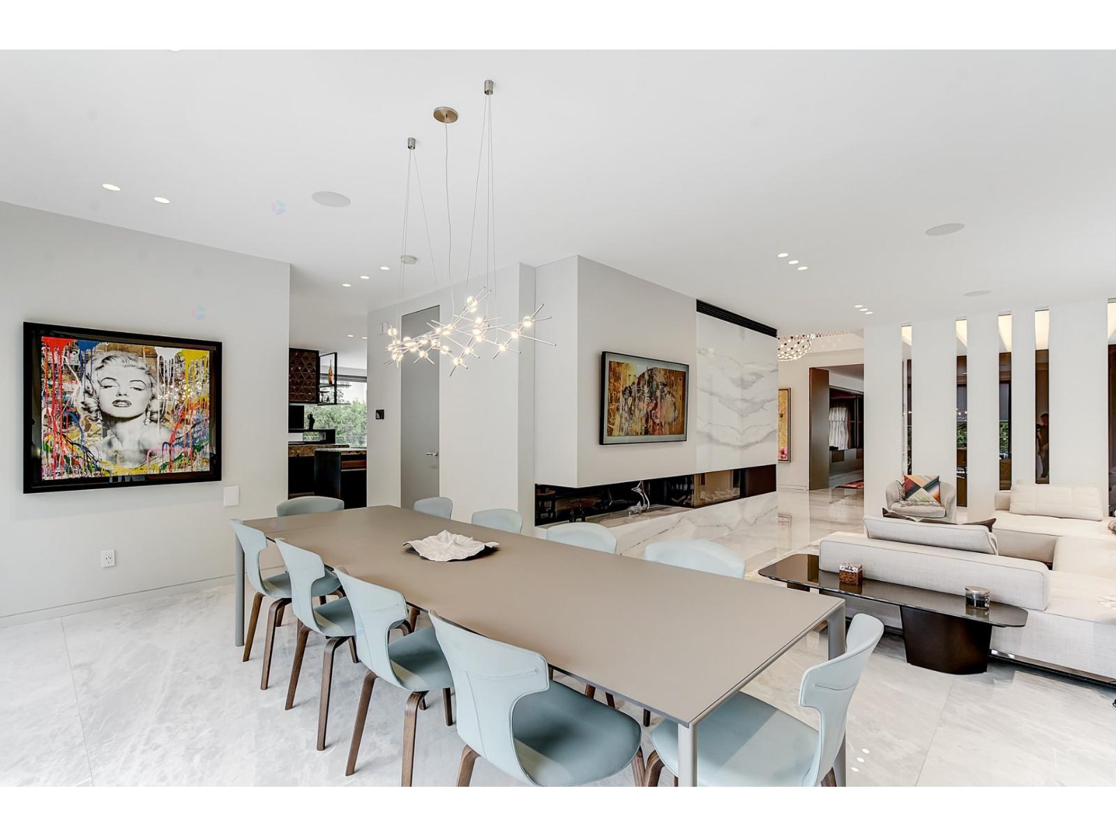 307 Av. Carlyle Property Photo 41