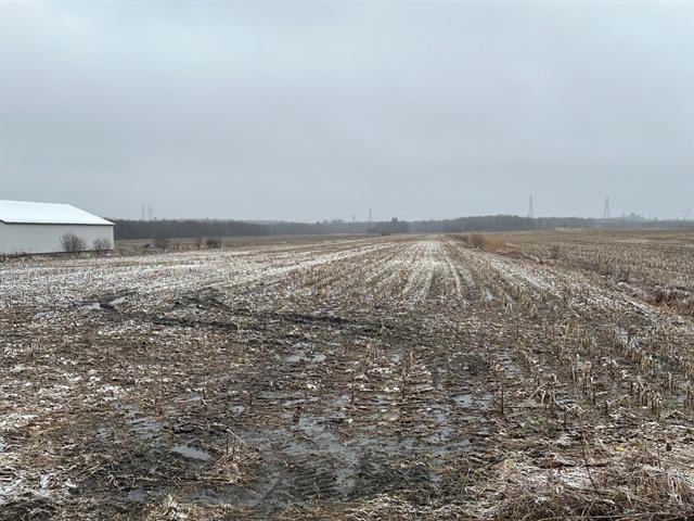 1026 5e Rang Property Photo 3