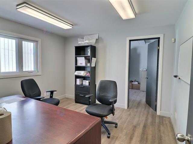 152b Av. De Grand-pré Property Photo 9