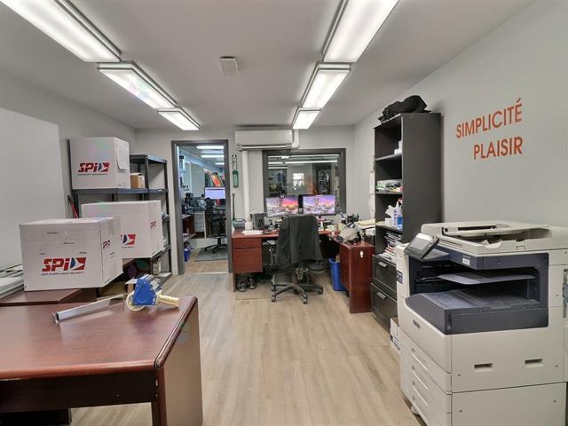 152b Av. De Grand-pré Property Photo 10
