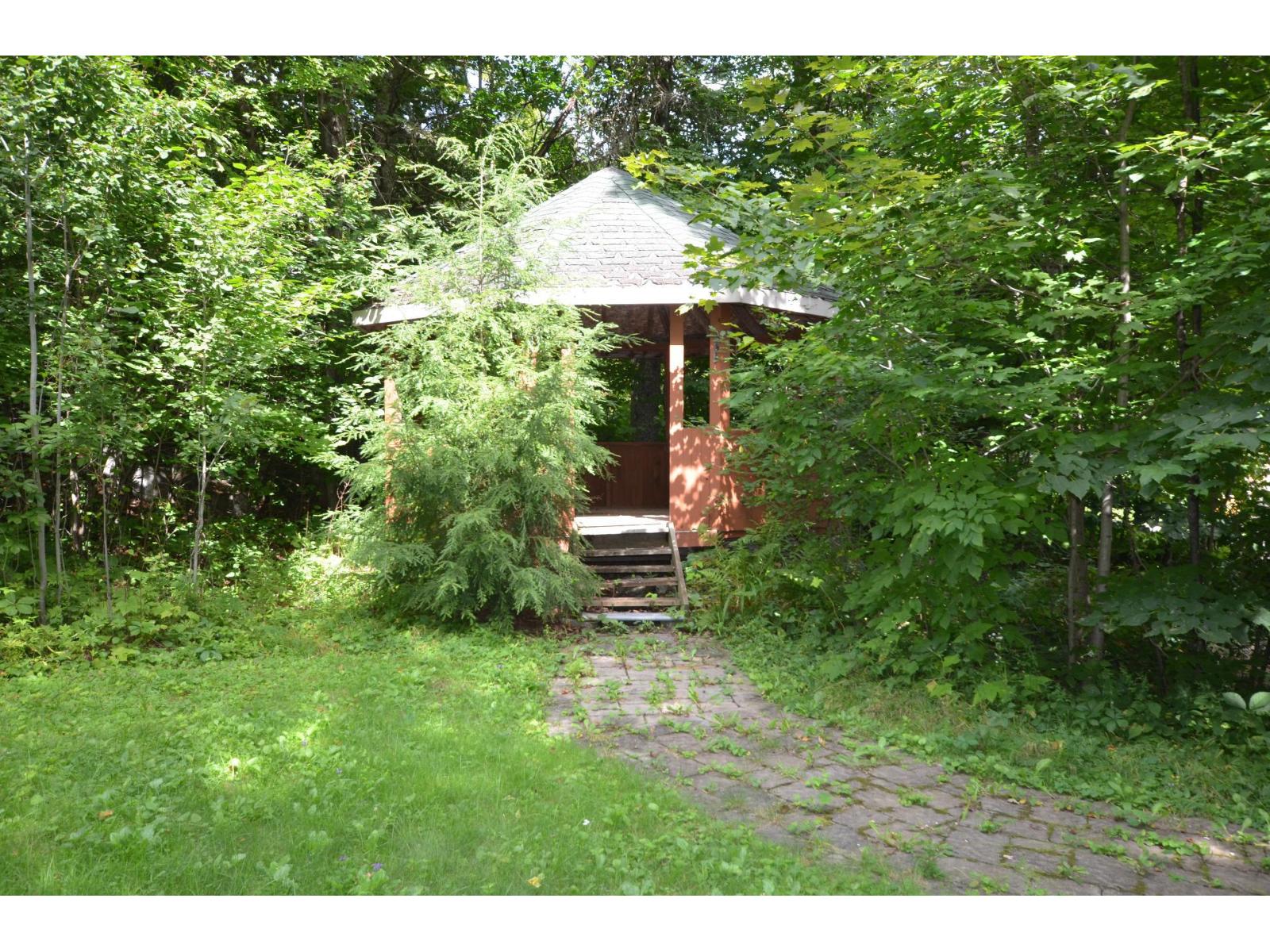 22 Rue Des Mélèzes Property Photo 56