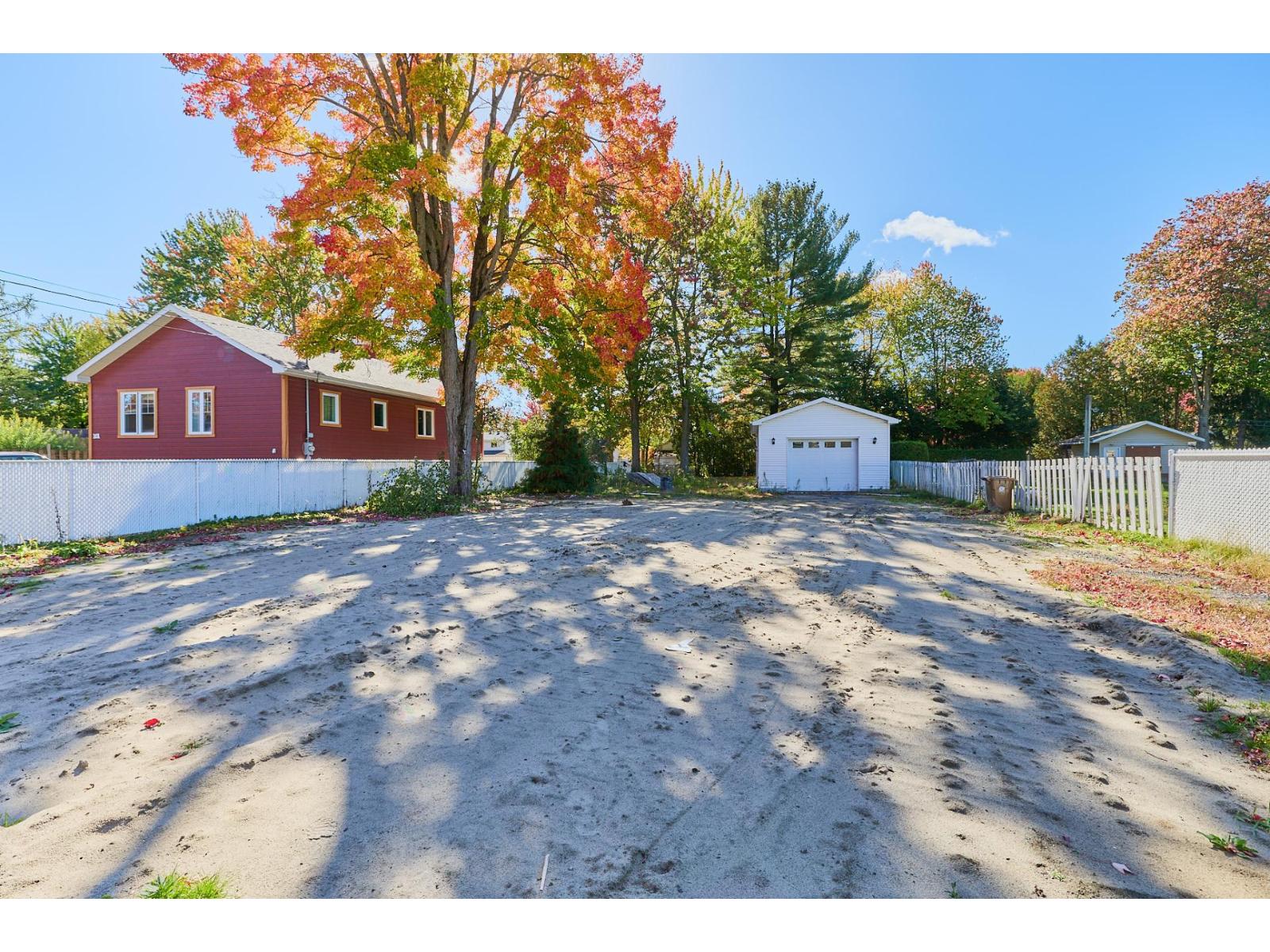 111 Rue Arcand Property Photo 6
