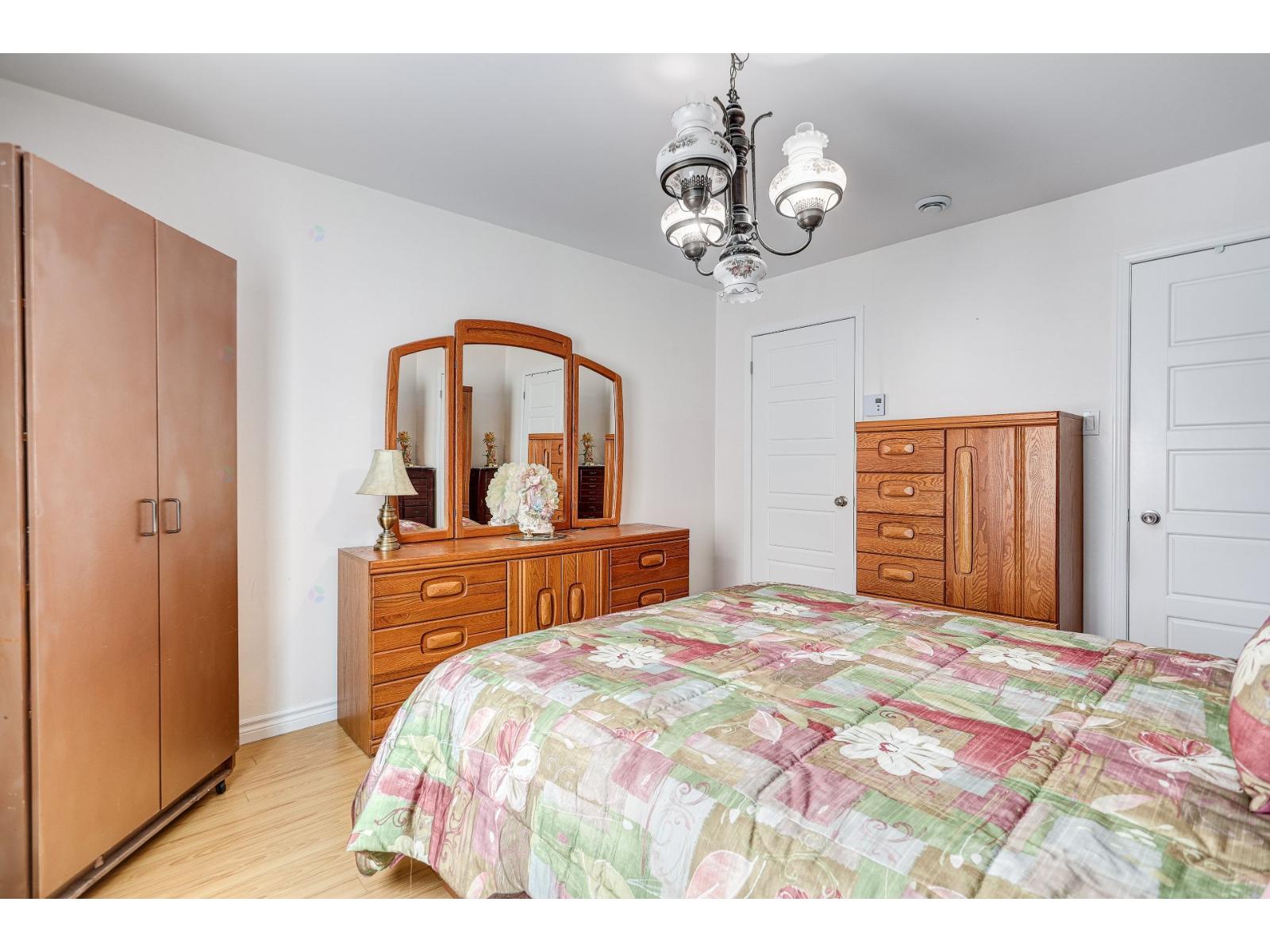 4136 Rue Maisonneuve Property Photo 14