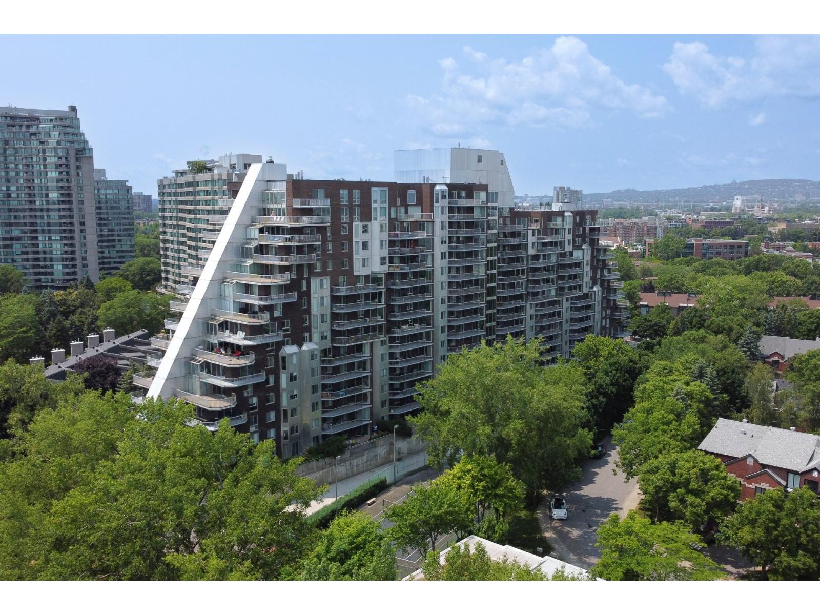 30 Rue Berlioz, #304 Property Photo 2