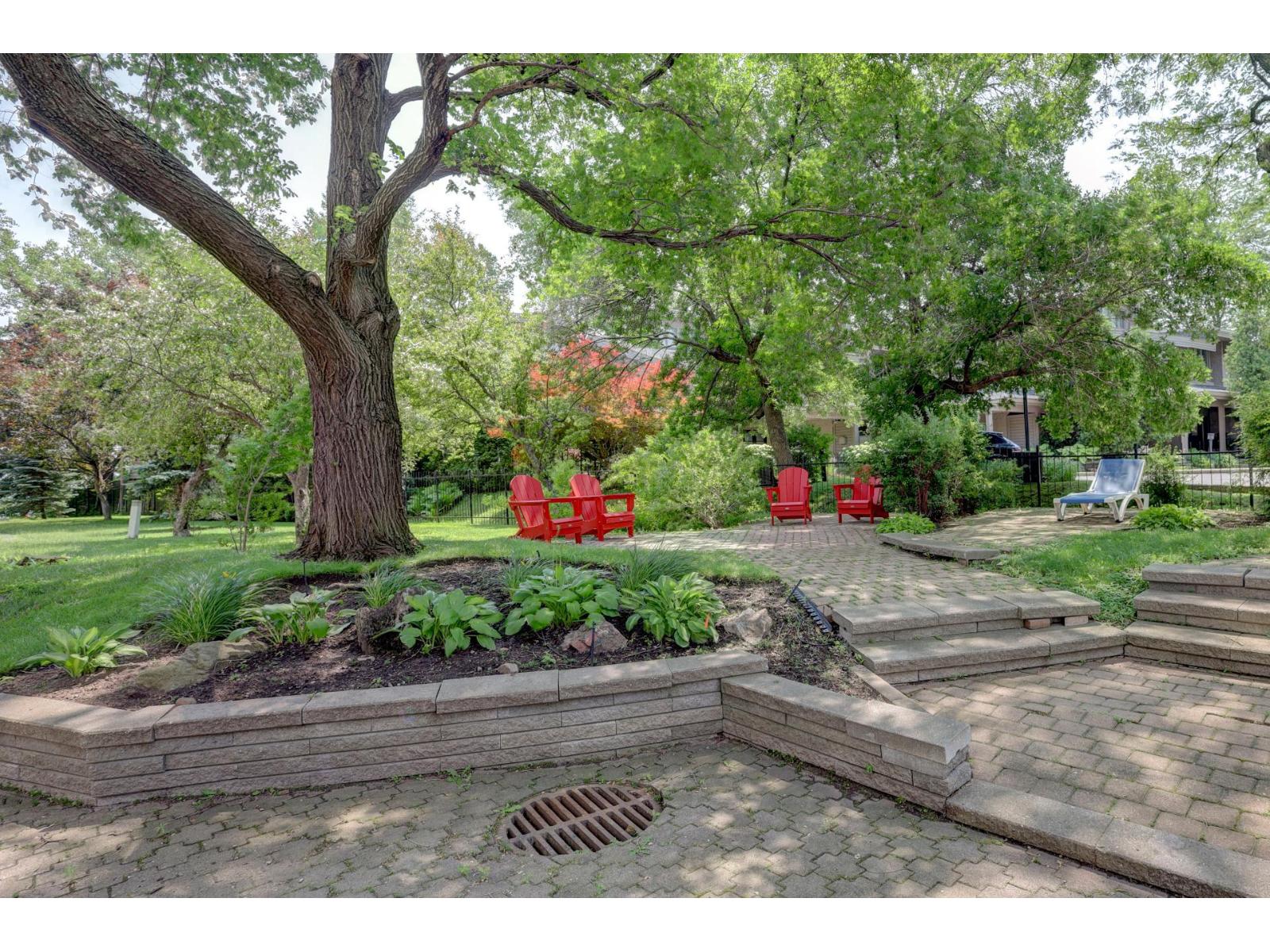 30 Rue Berlioz, #304 Property Photo 4