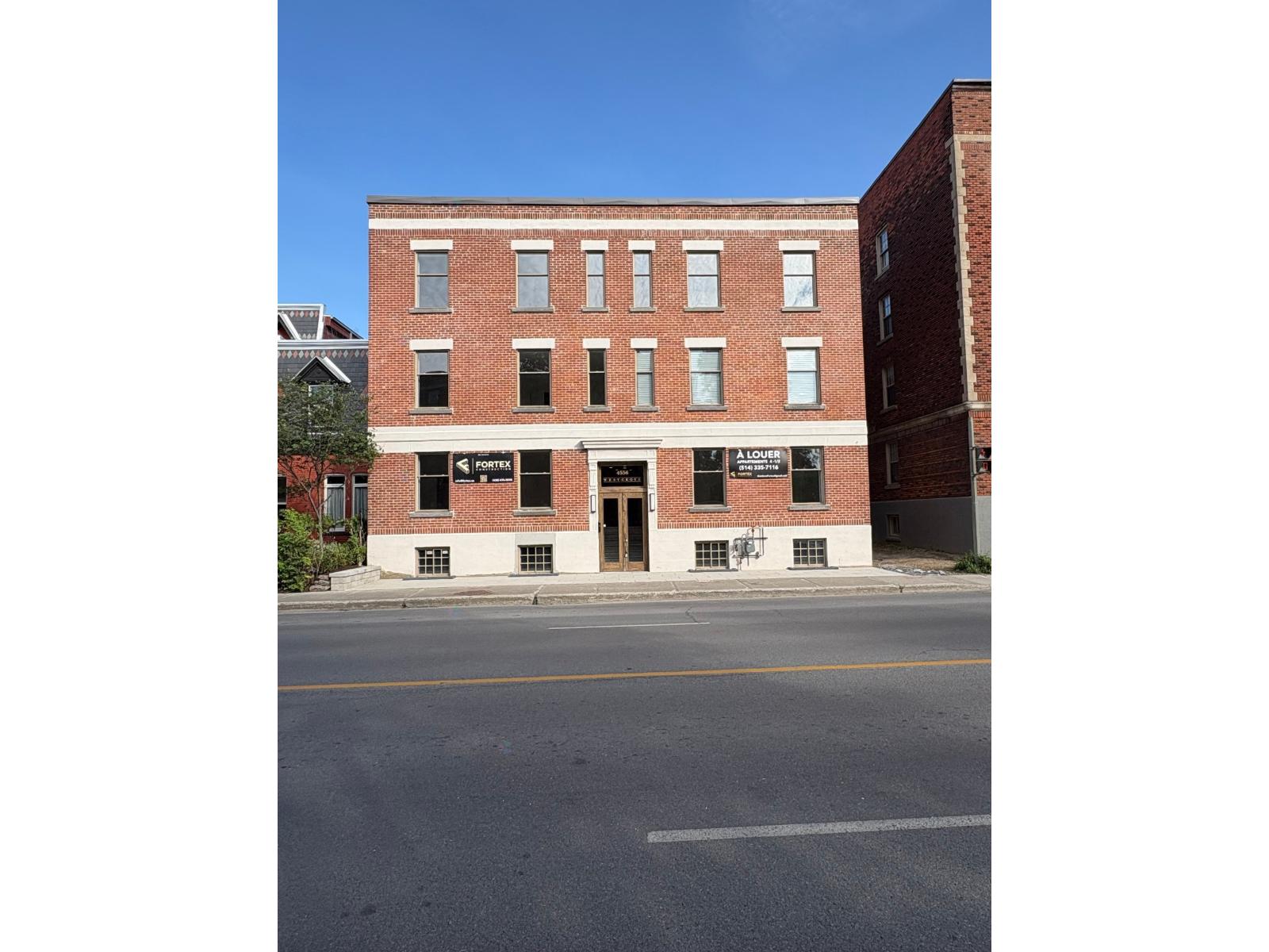 4556 Rue Ste-catherine O., #11 Property Photo 21