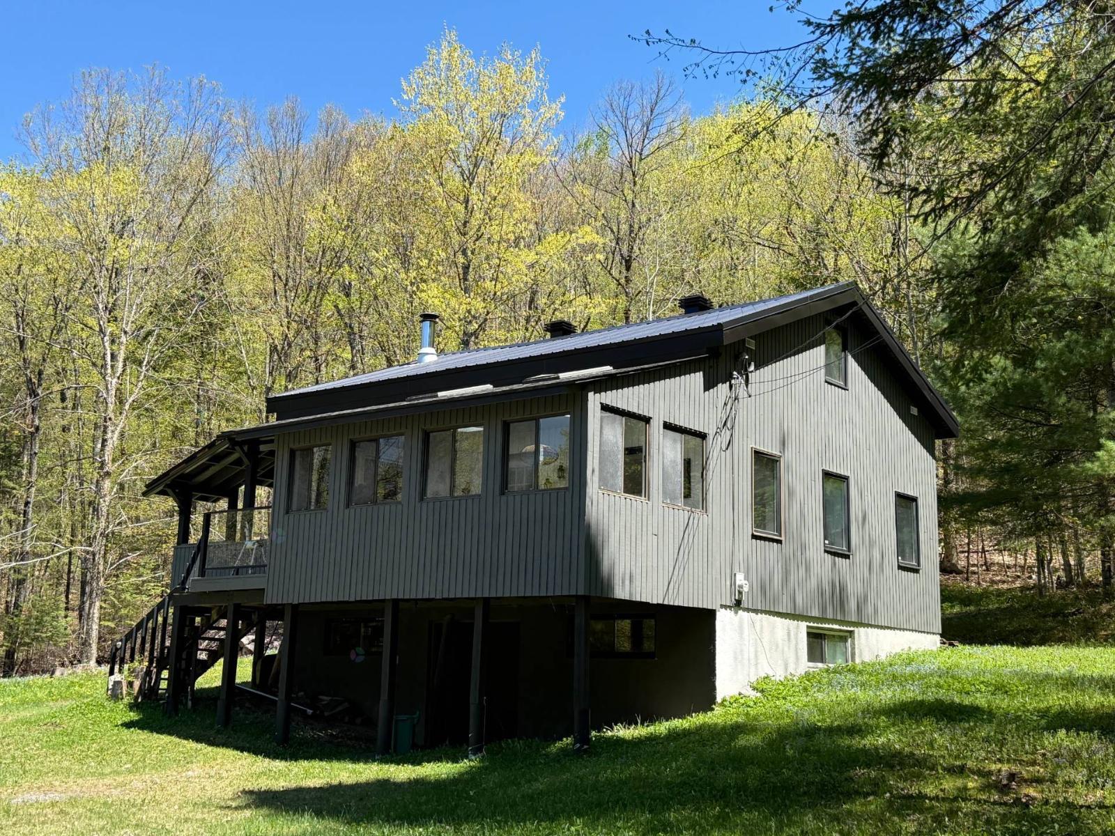 8577 Ch. Du Lac-labelle Property Photo 2