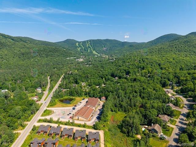 455 Ch. Du Hibou, #218 Property Photo 1