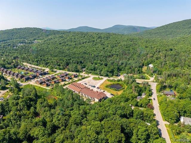 455 Ch. Du Hibou, #218 Property Photo 1