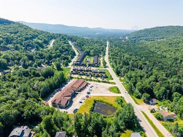 455 Ch. Du Hibou, #218 Property Photo 2