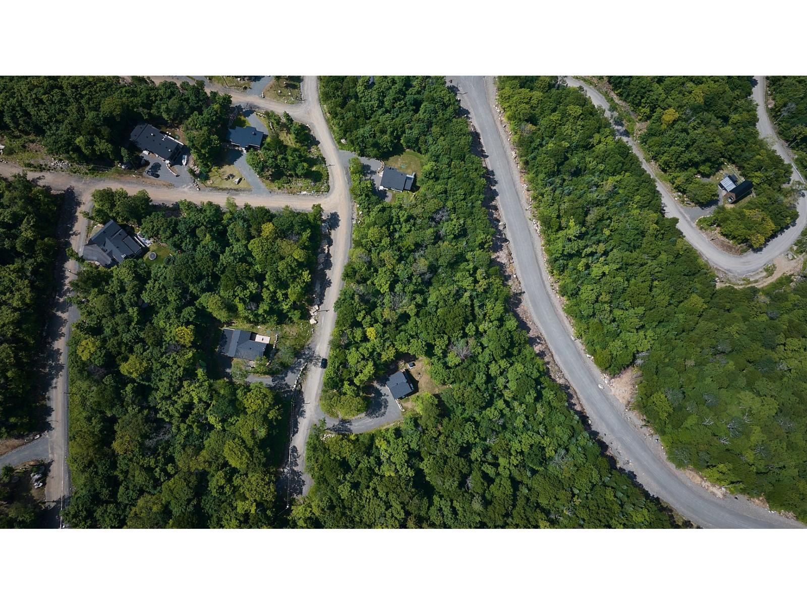 Ch. De La Consol Property Photo 15