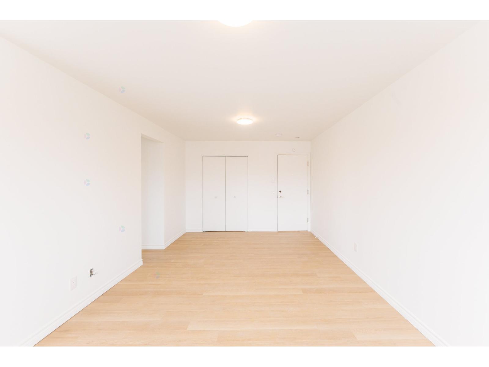 2475 Rue Aubert, #14 Property Photo 4