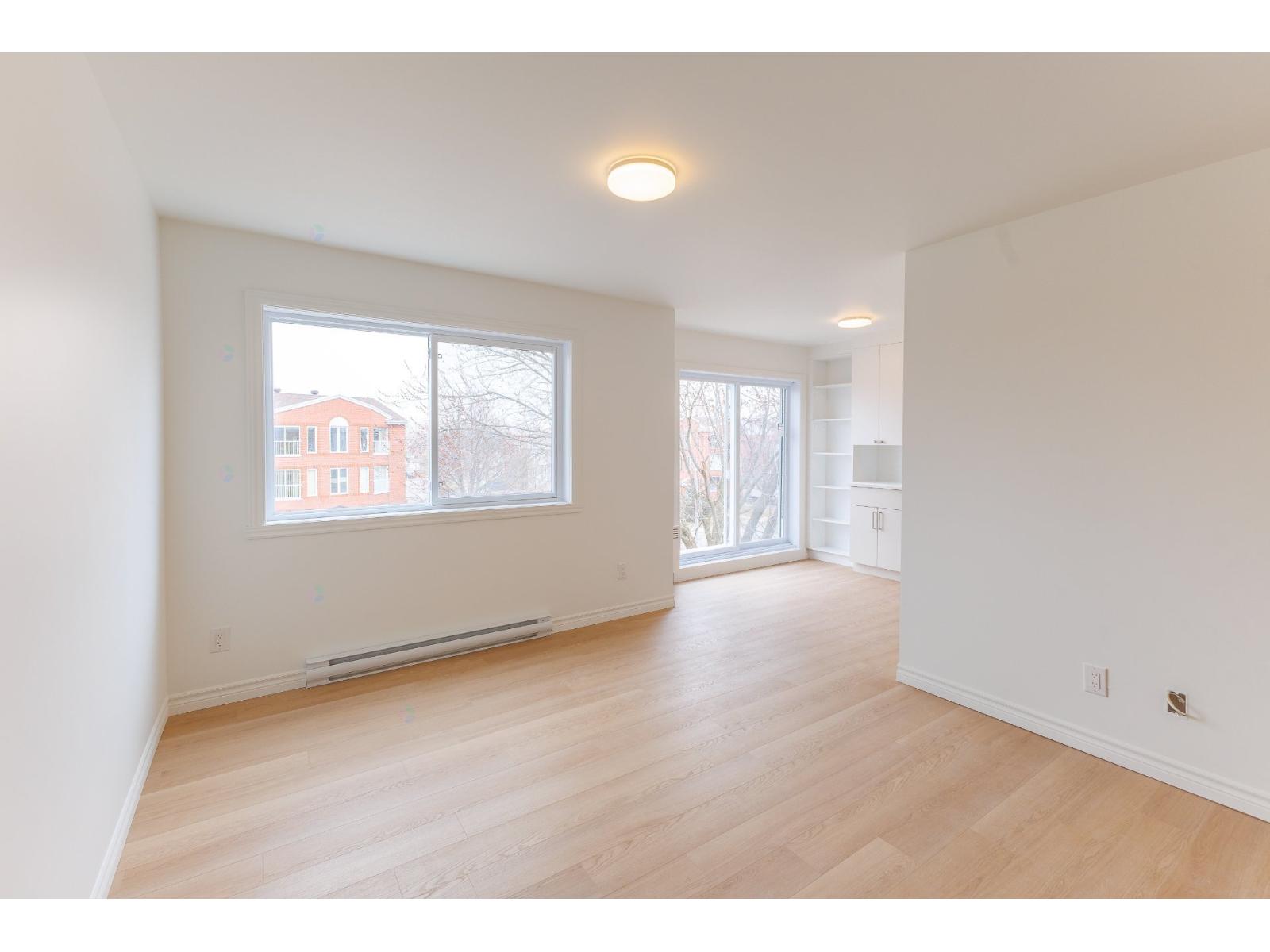 2475 Rue Aubert, #14 Property Photo 7
