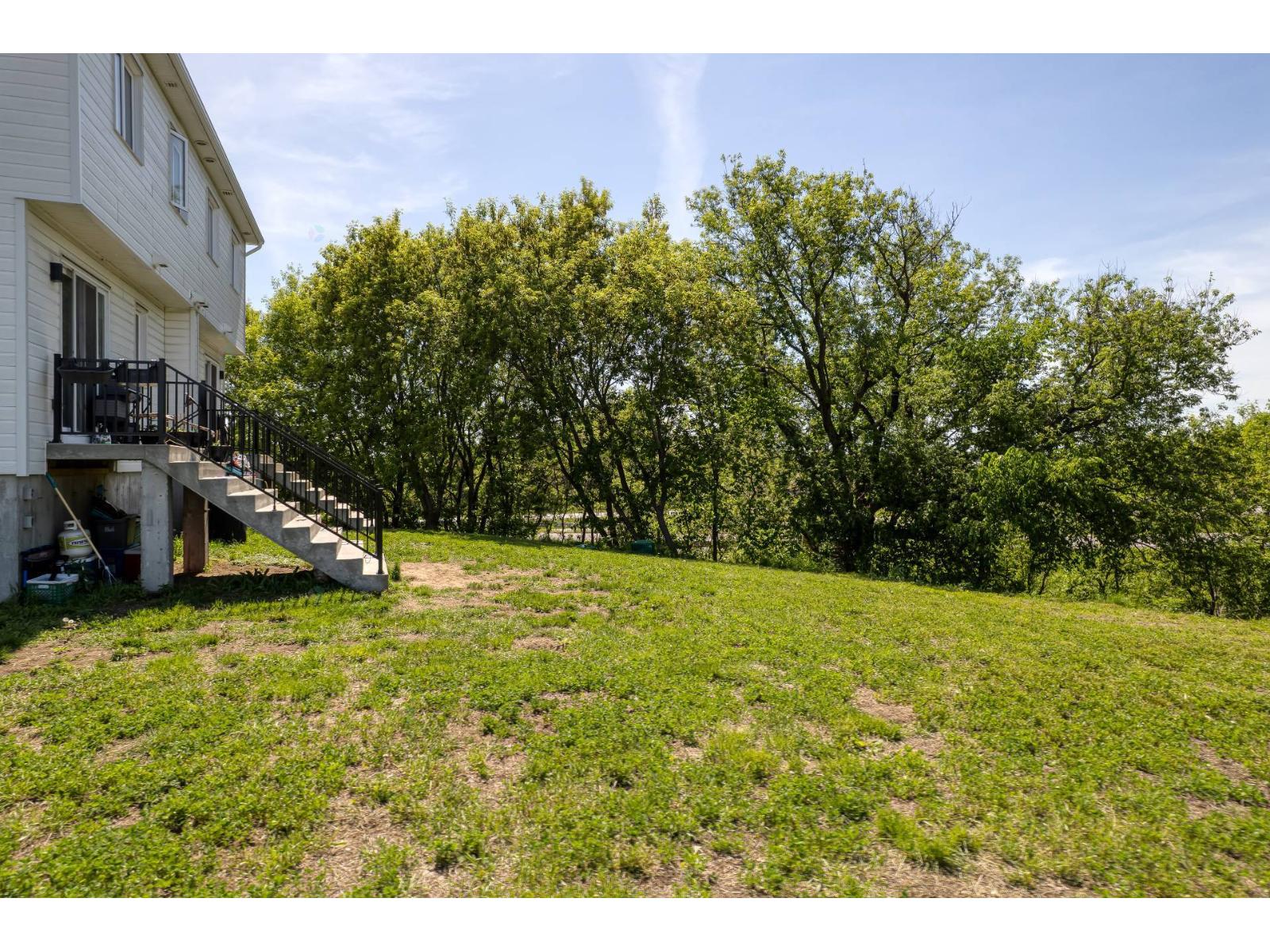 550-552 Rg St-charles Property Photo 24