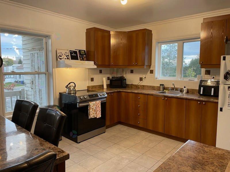 913 Rue Bouvier Property Photo 4