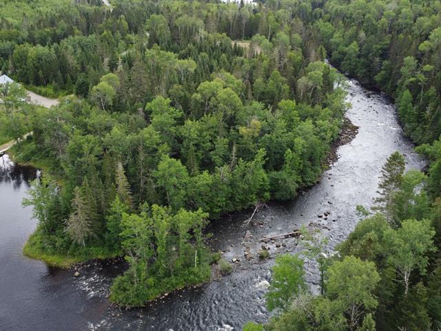 Ch. De La Rivière Property Photo 1