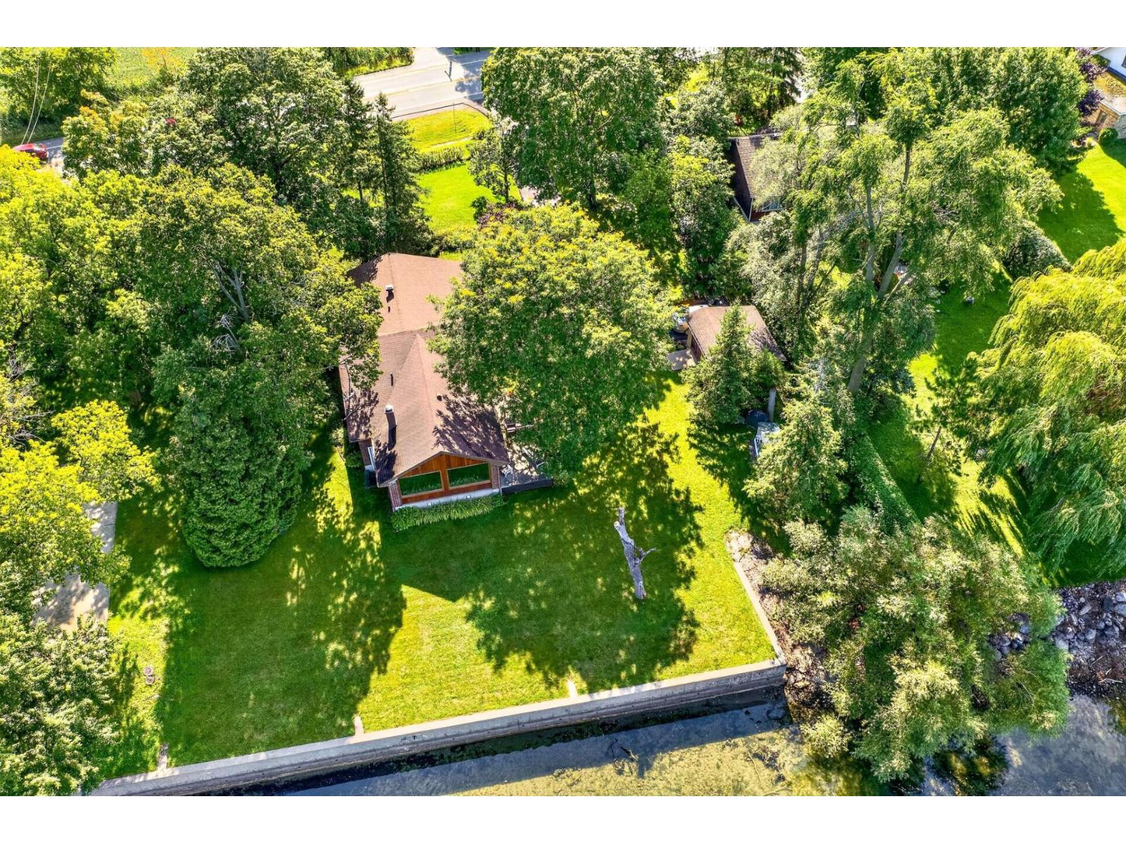 769 Ch. Des Patriotes Property Photo 30