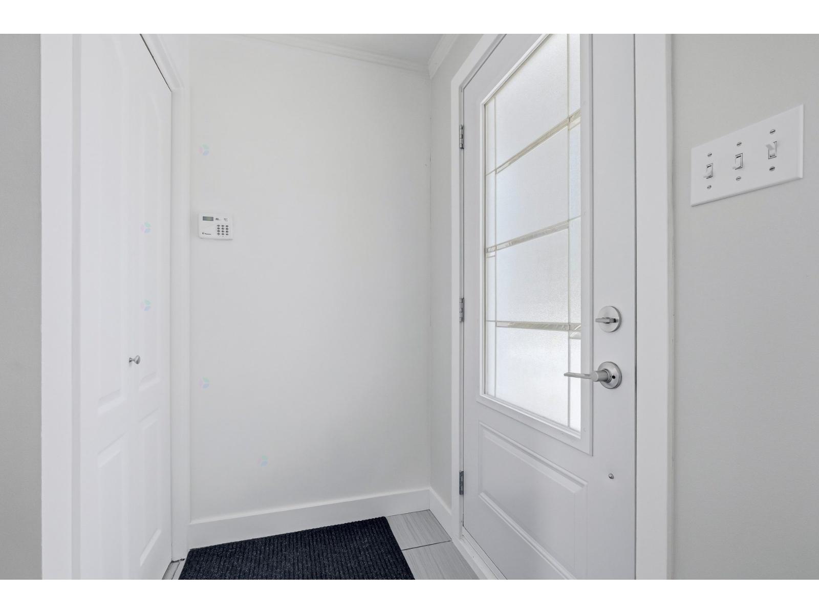 3785z Rue Des Sources Property Photo 2