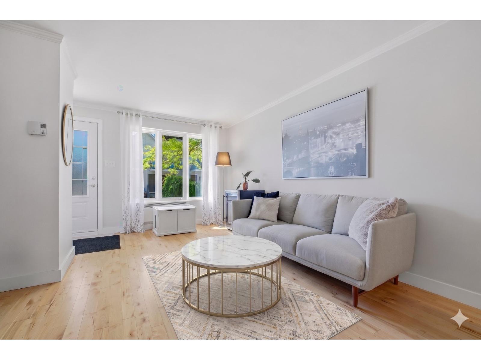 3785z Rue Des Sources Property Photo 4