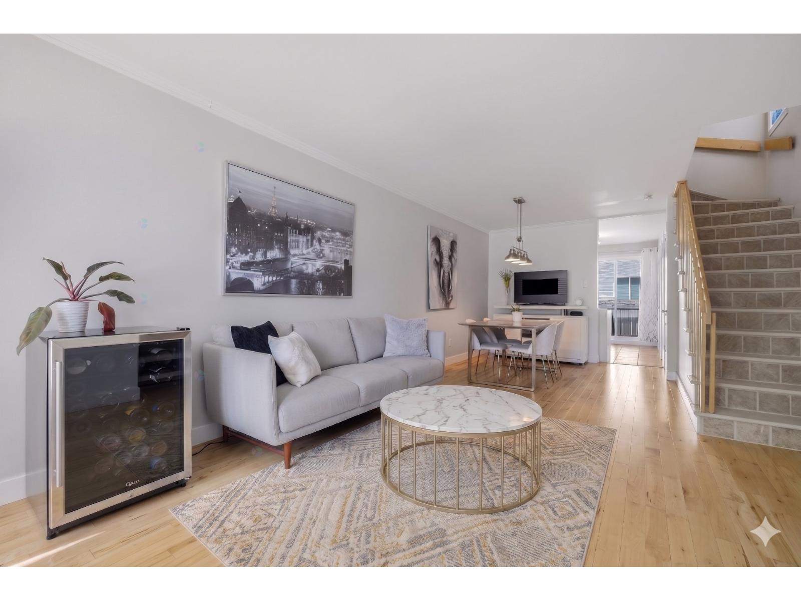 3785z Rue Des Sources Property Photo 5