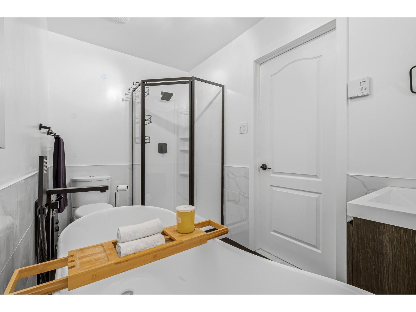 3785z Rue Des Sources Property Photo 18