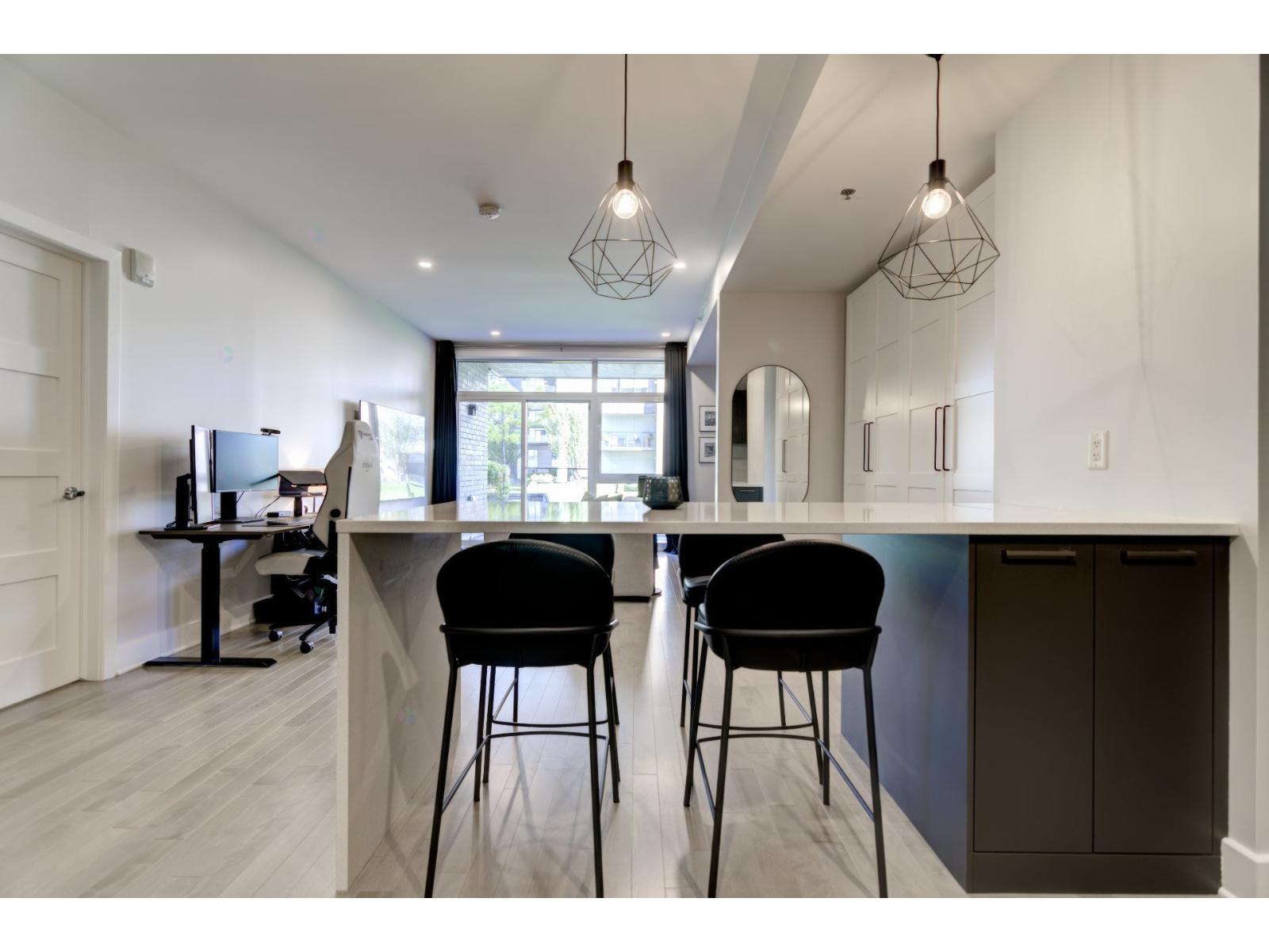 2855 Av. Du Cosmodôme, #102 Property Photo 16