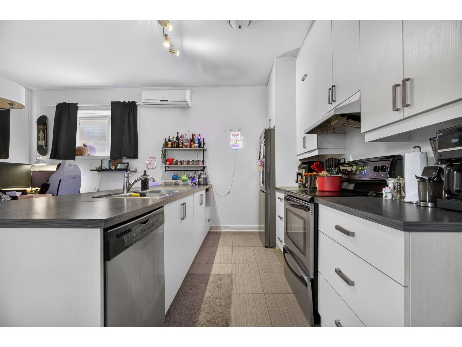 453-457 Rue Ste-hélène Property Photo 26