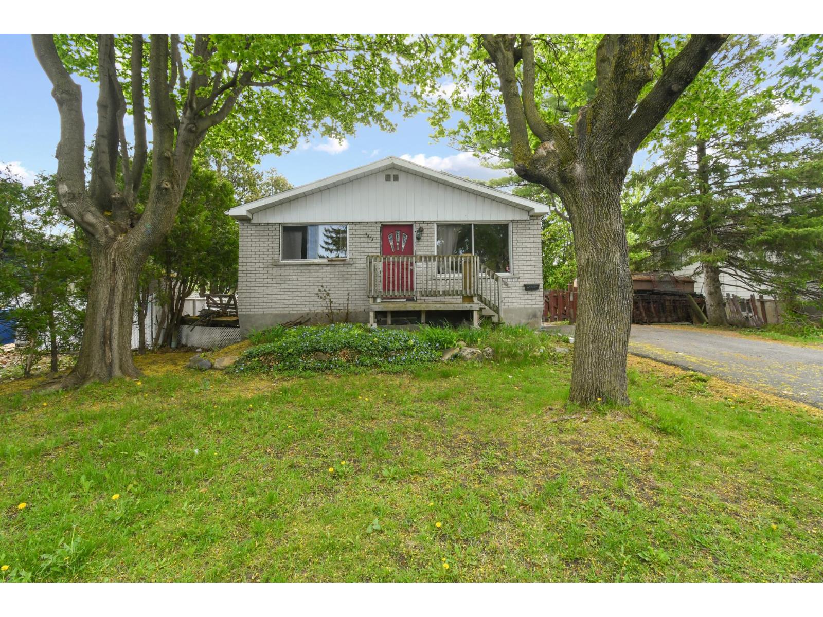 4415 Rue Lambert