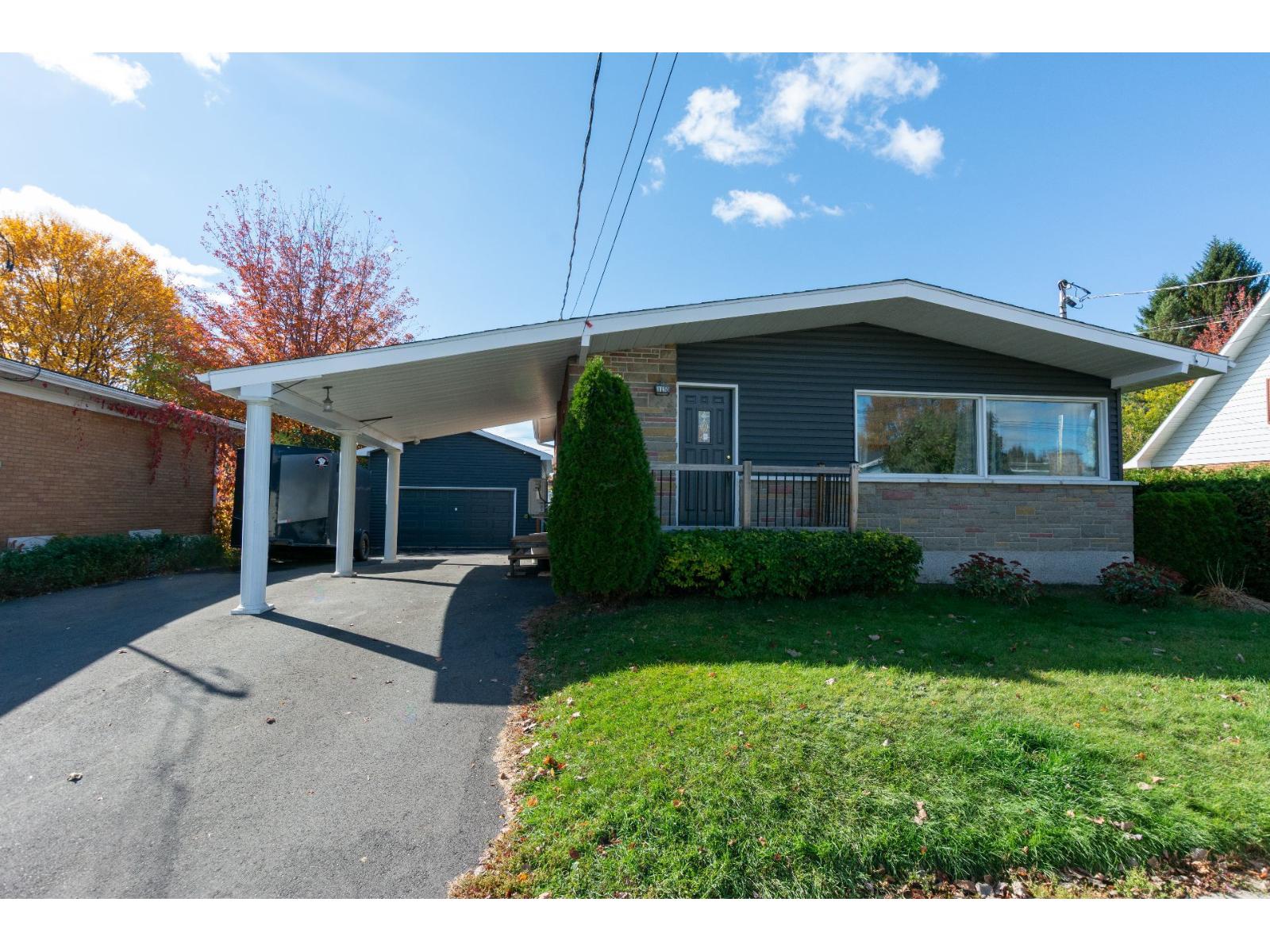 1150 Rue Chabanel