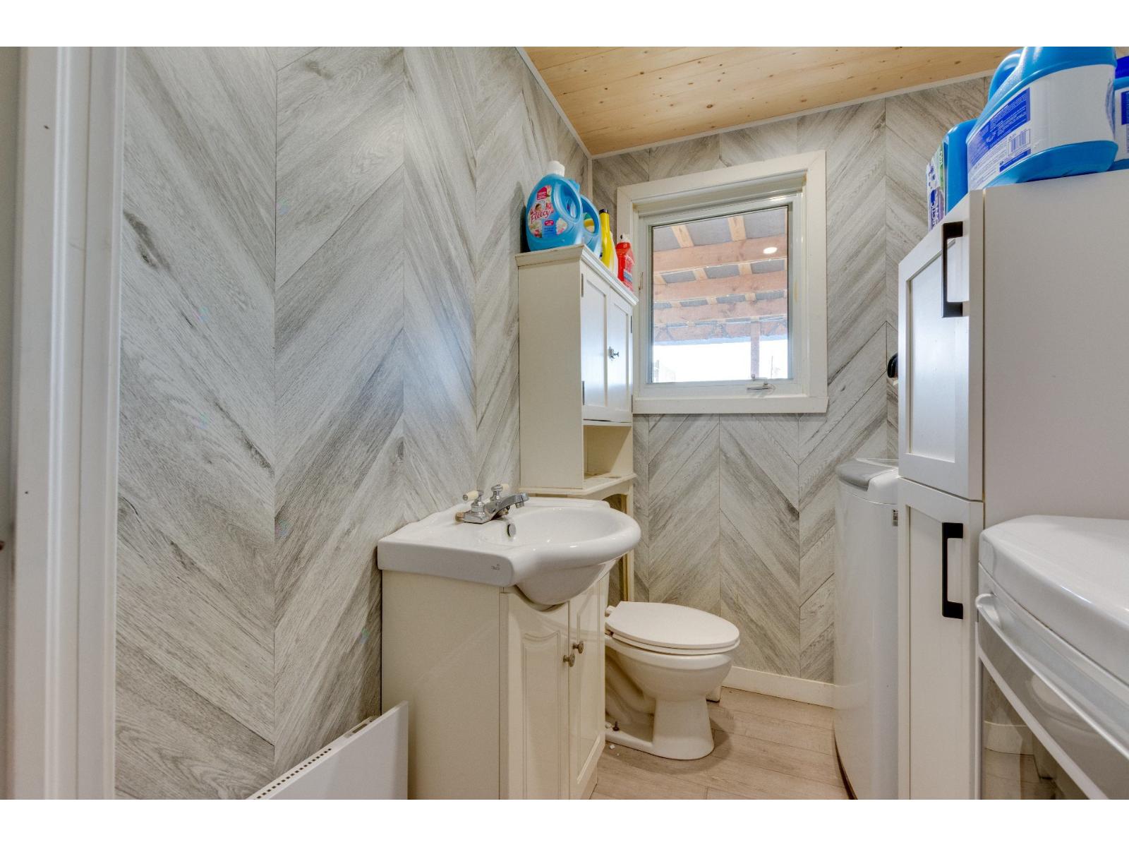 1150 Rue Chabanel Property Photo 21