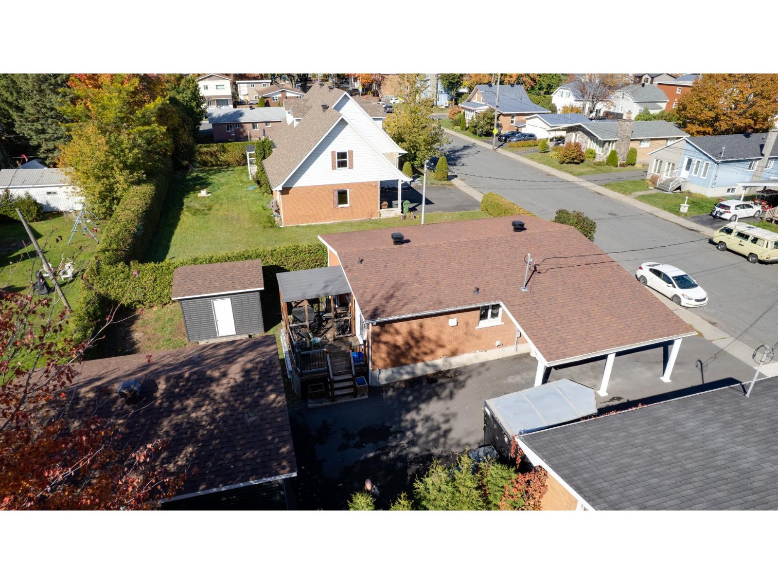 1150 Rue Chabanel Property Photo 31