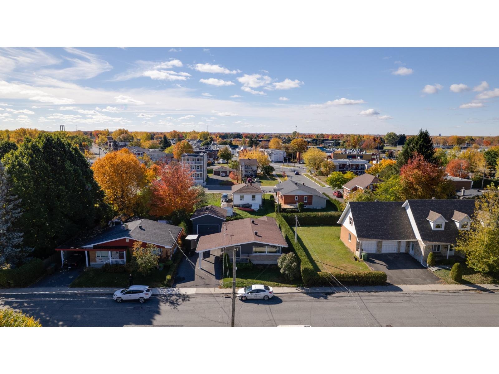 1150 Rue Chabanel Property Photo 35
