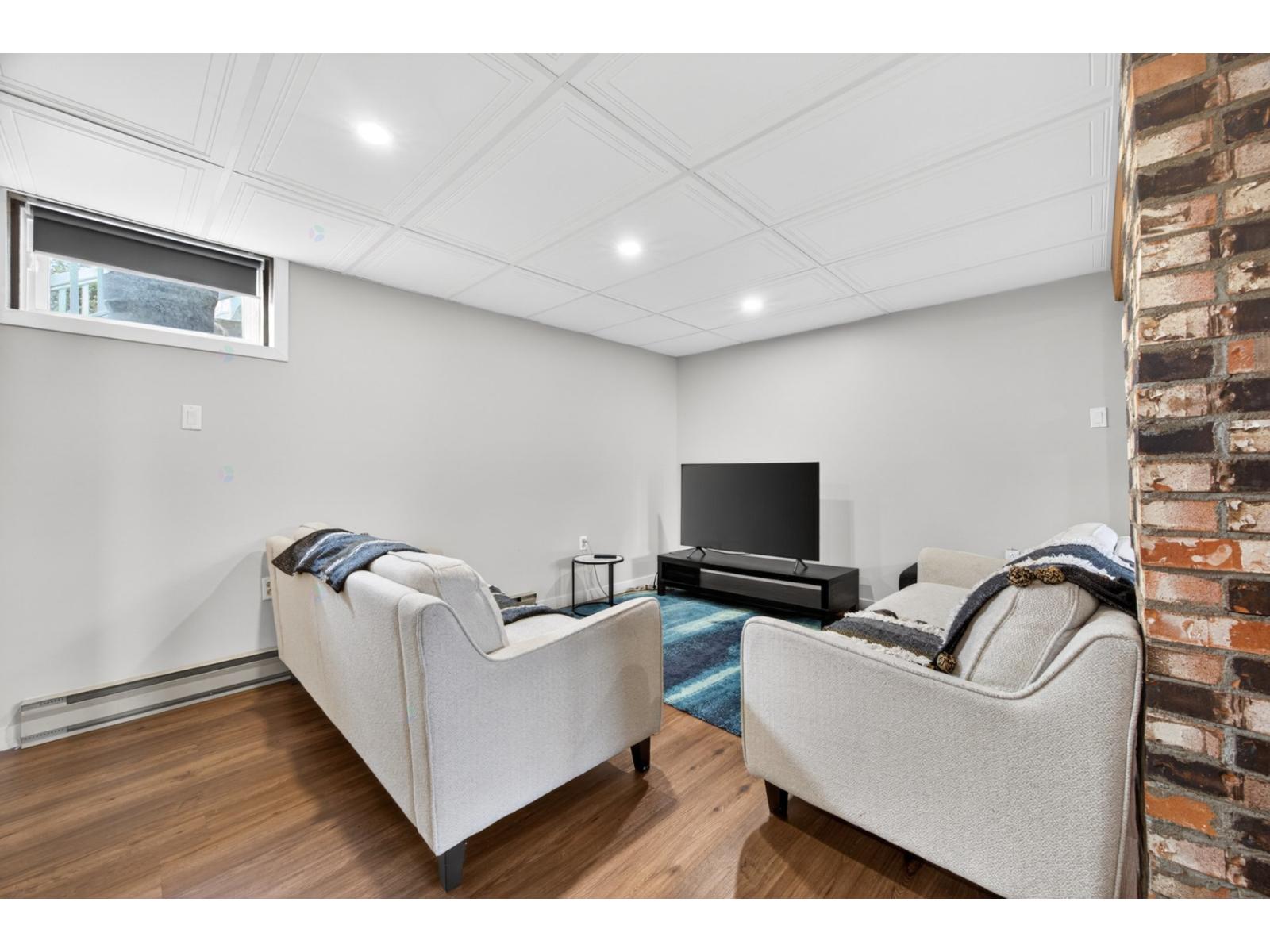 42 Rue Ste-hélène Property Photo 25
