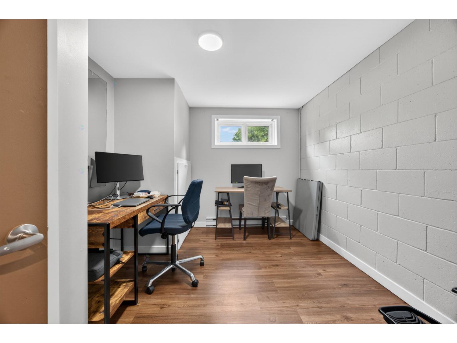 42 Rue Ste-hélène Property Photo 27