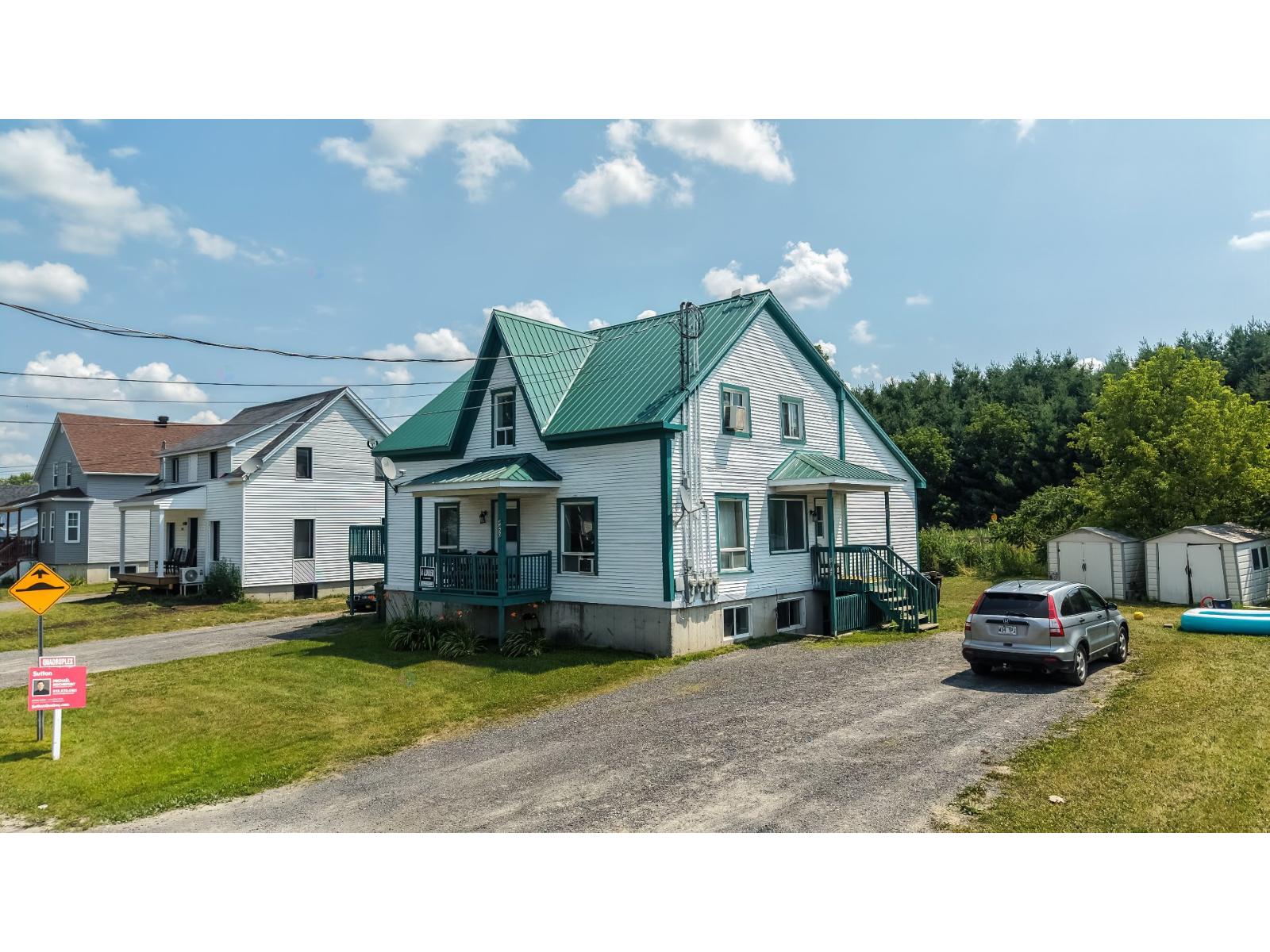 4450-4456 Rue Turgeon Property Photo 6