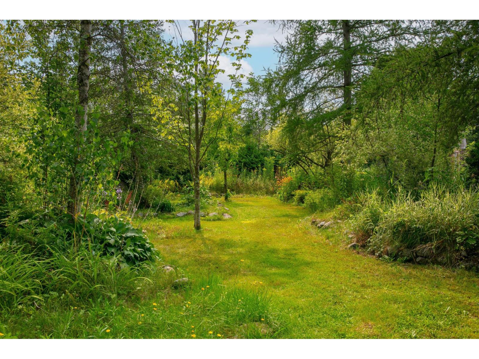 36 Ch. Couture Property Photo 4