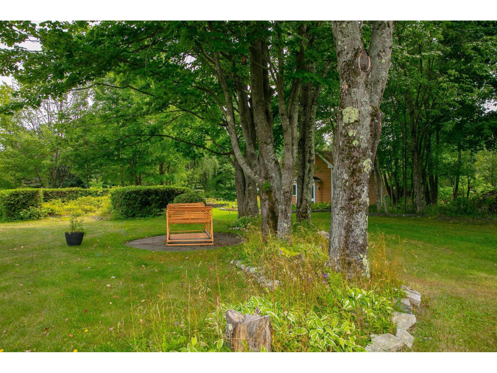 36 Ch. Couture Property Photo 5