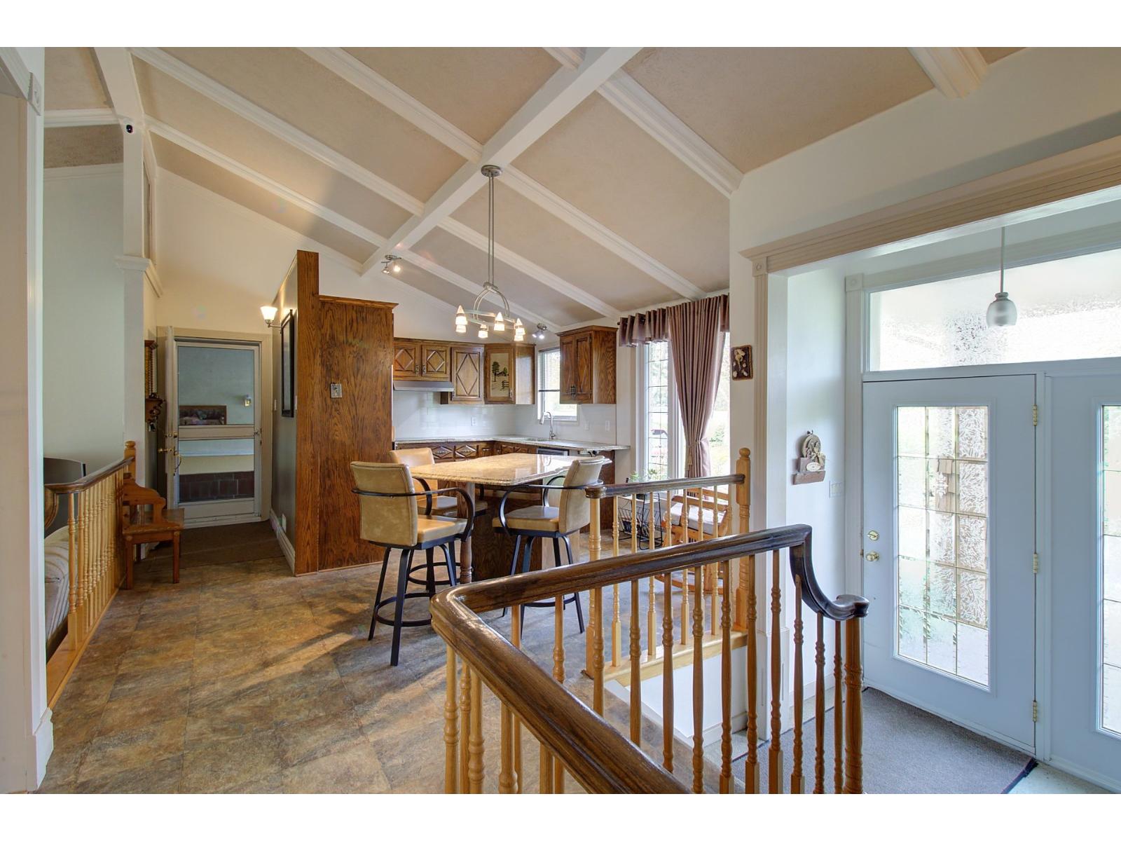 36 Ch. Couture Property Photo 7