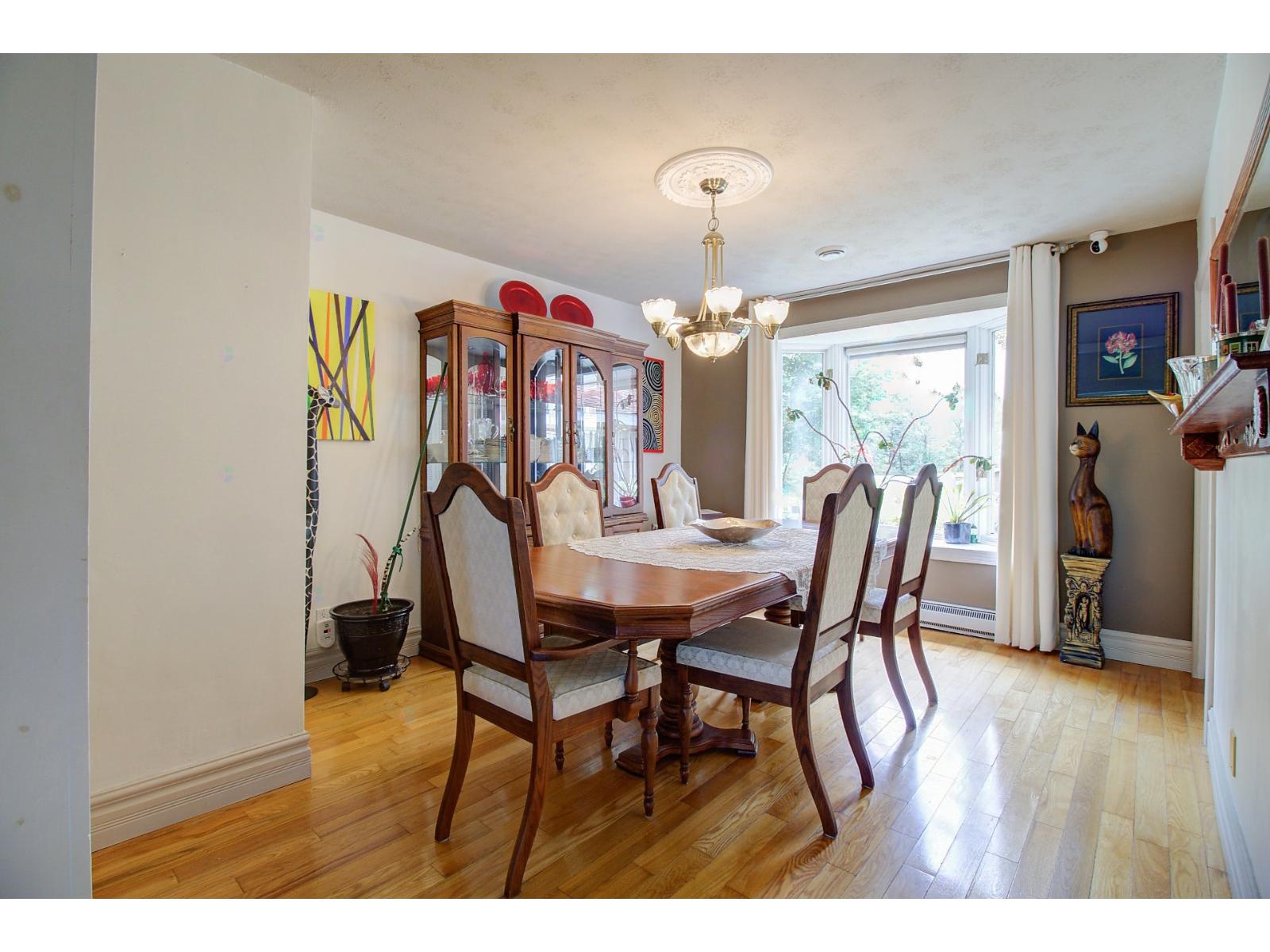 36 Ch. Couture Property Photo 15