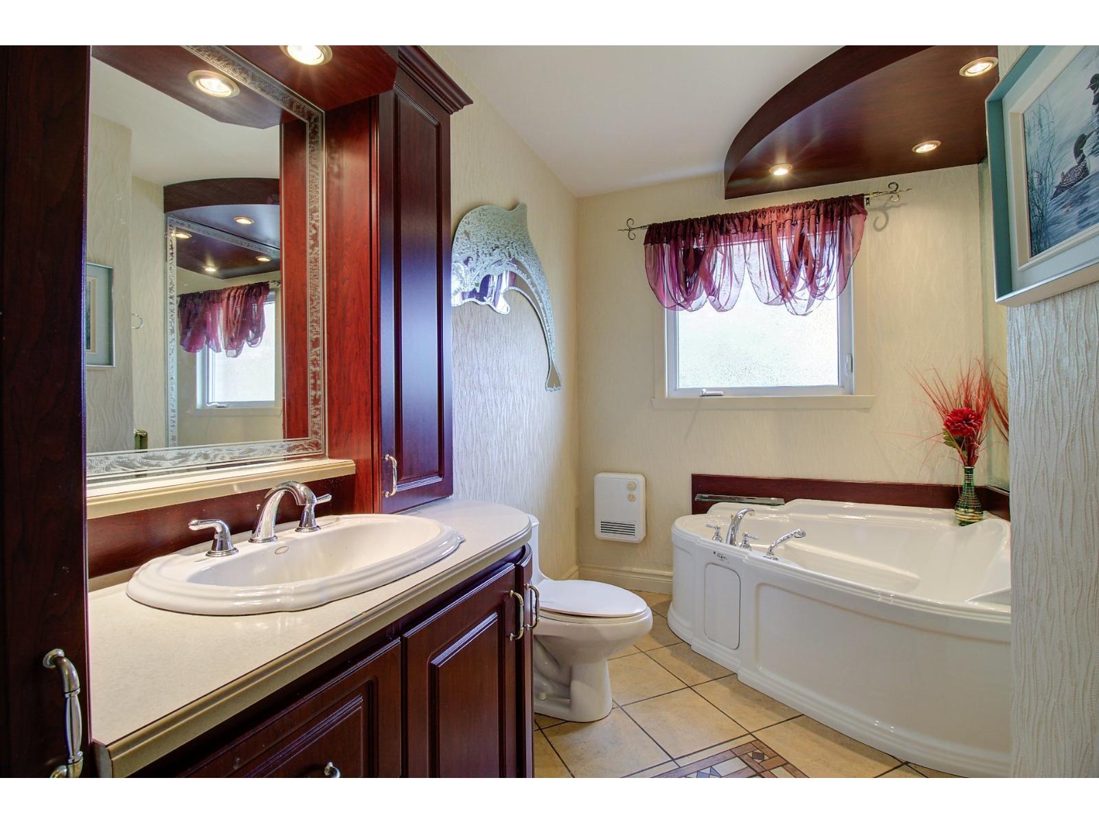 36 Ch. Couture Property Photo 20