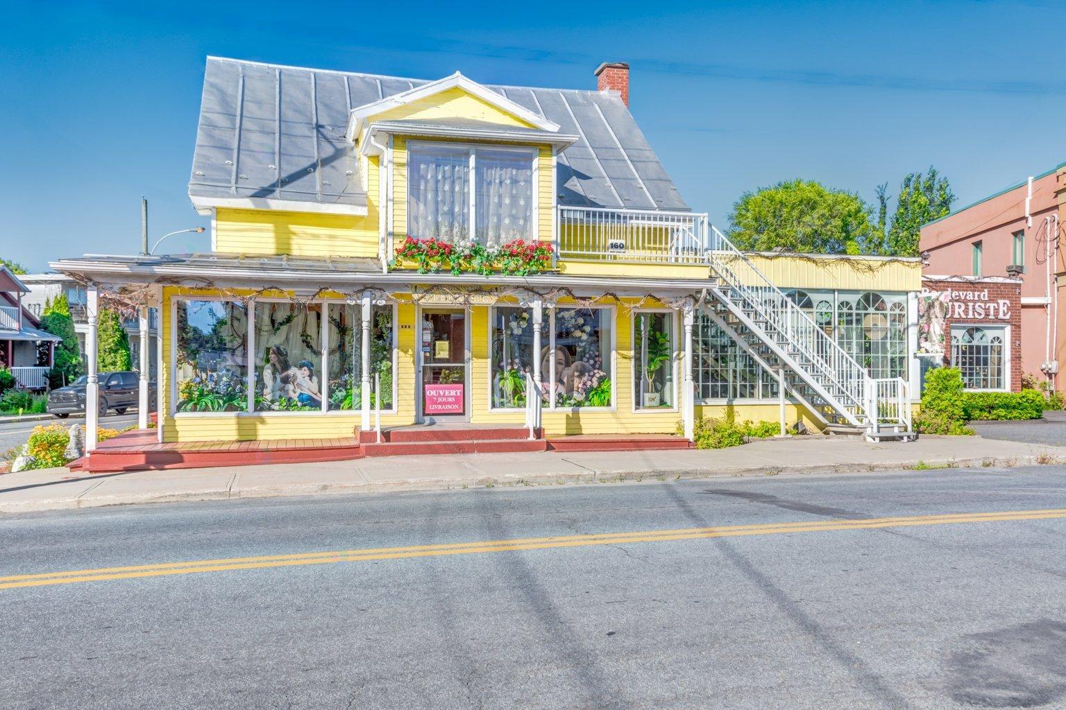 158-160 Boul. Fiset Property Photo 3
