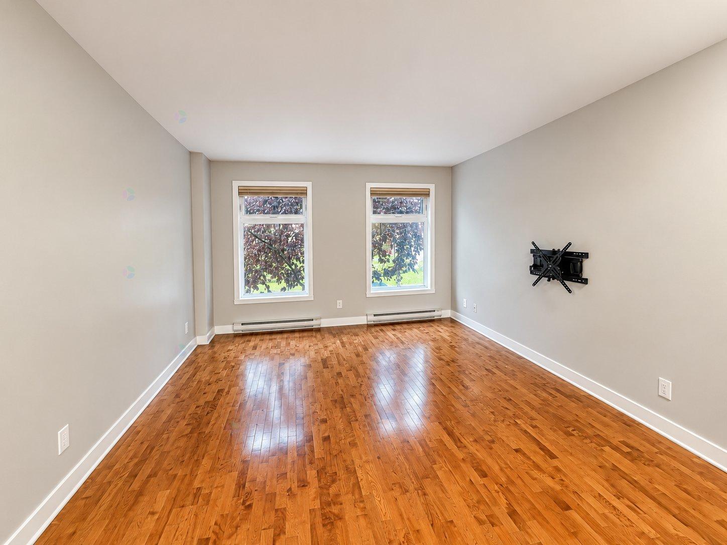 5031 Rue Turcot, #102 Property Photo 8