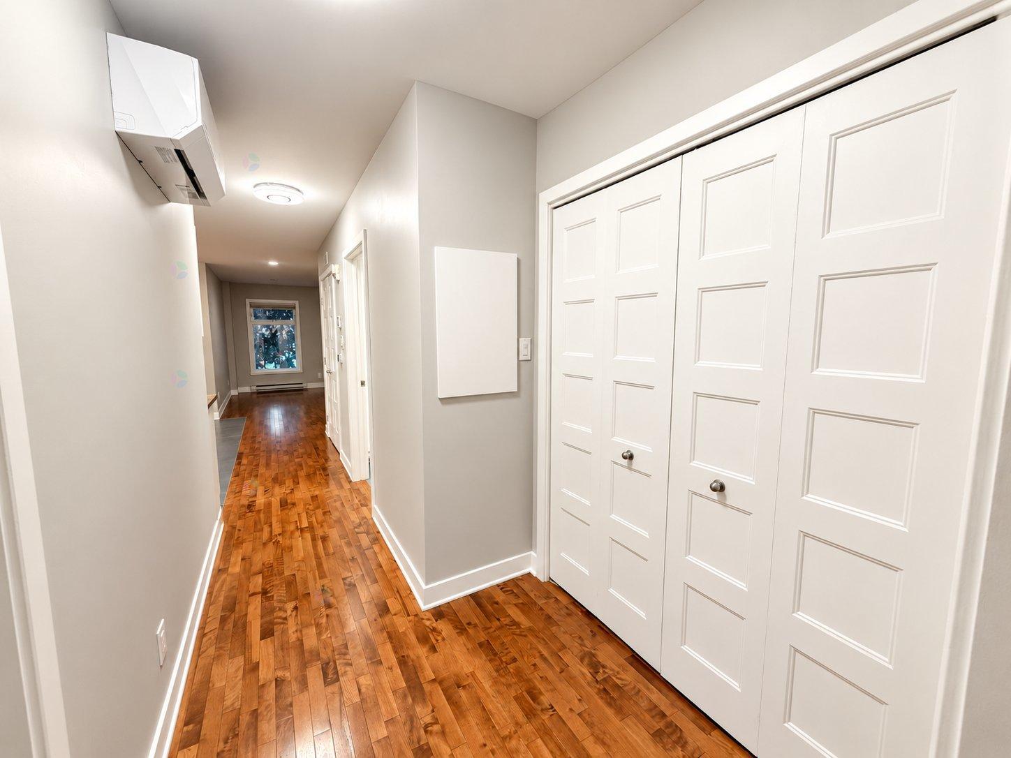5031 Rue Turcot, #102 Property Photo 17
