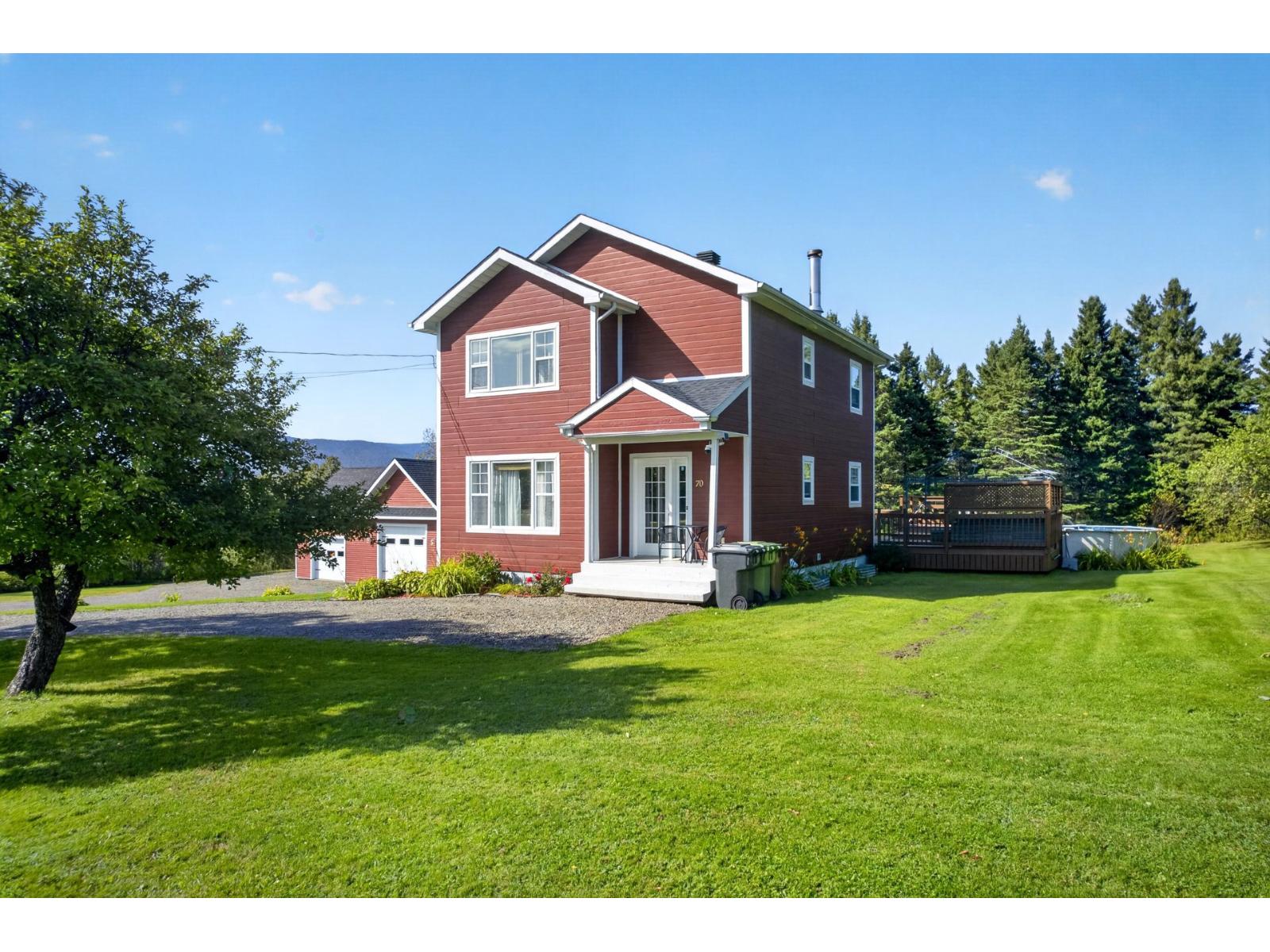70 Rue Principale O. Property Photo 1
