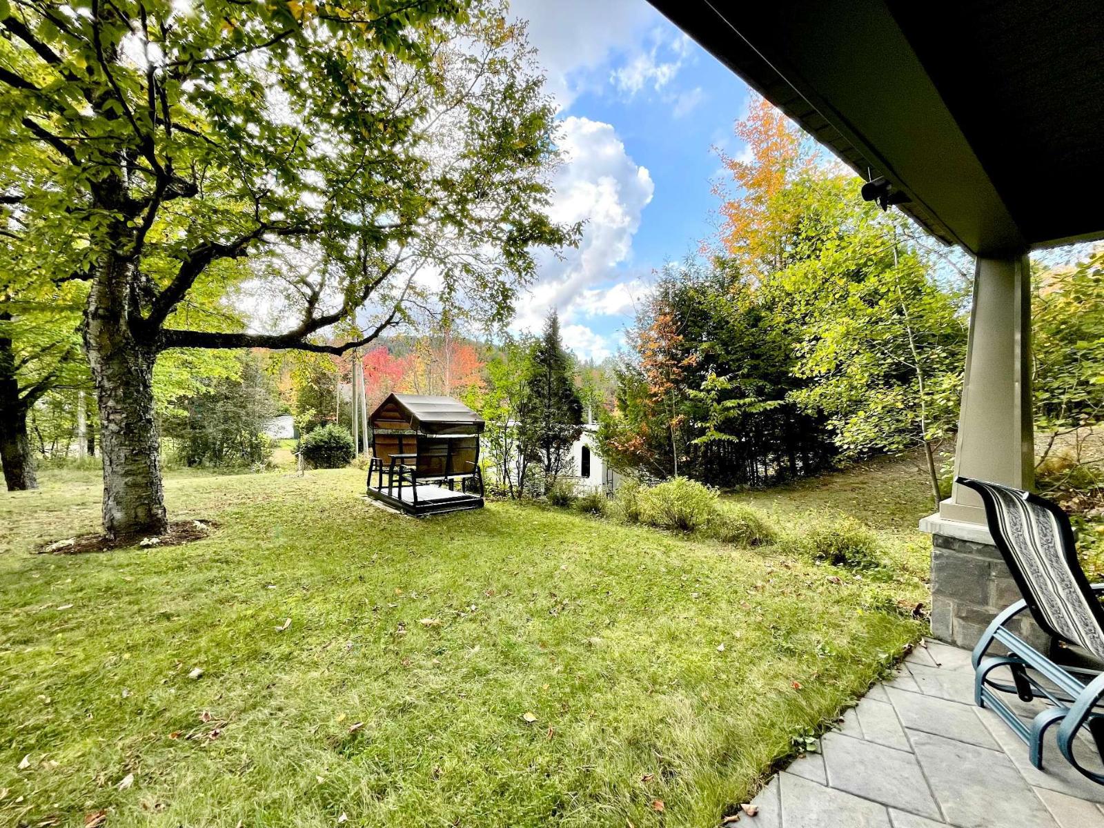 2291 Ch. Des Chênes E. Property Photo 26
