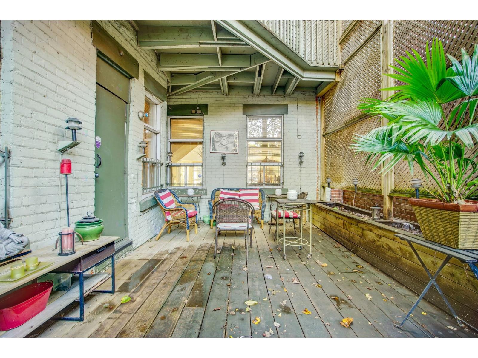 3937-3941 Rue St-denis Property Photo 36