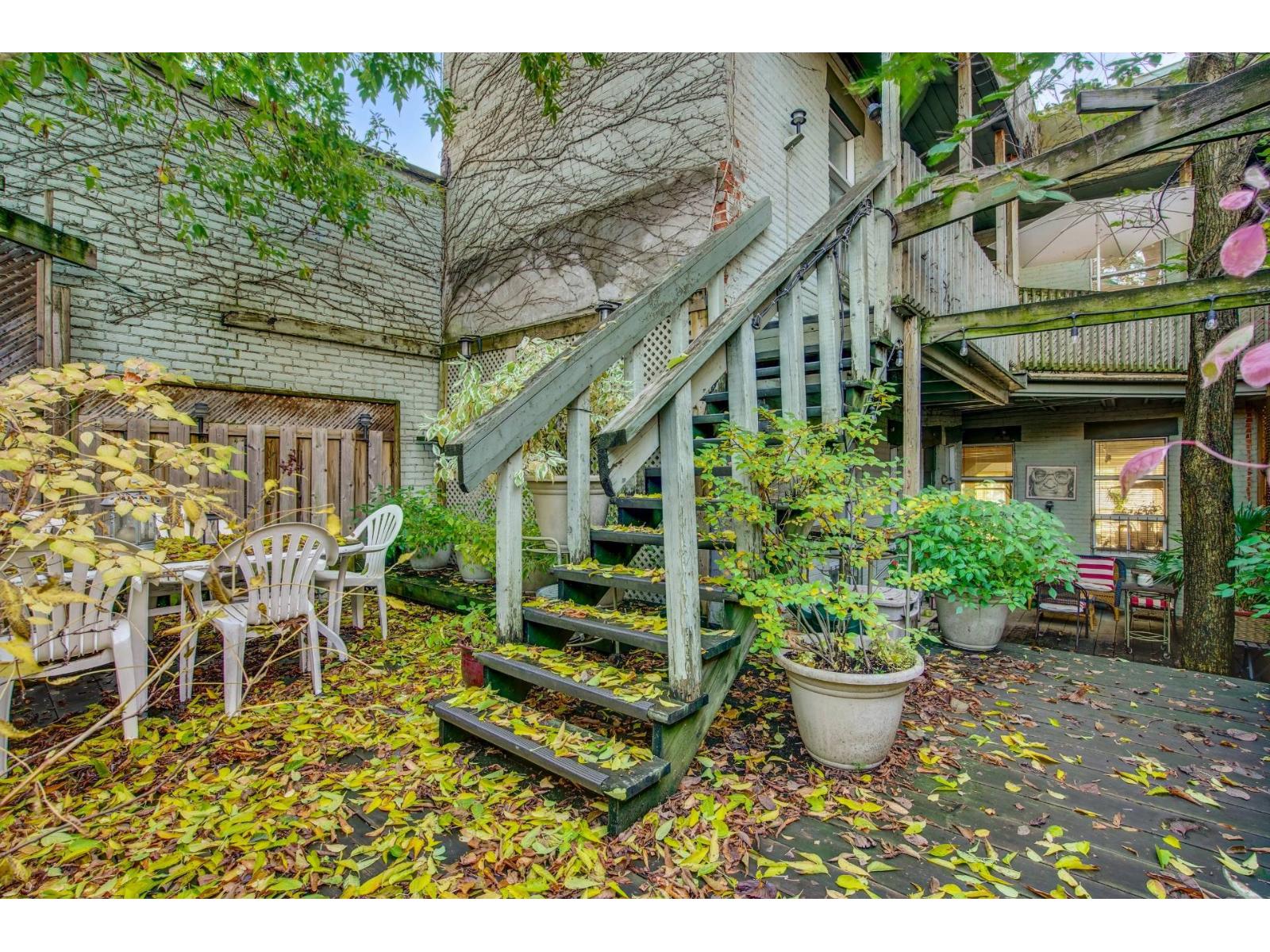 3937-3941 Rue St-denis Property Photo 37
