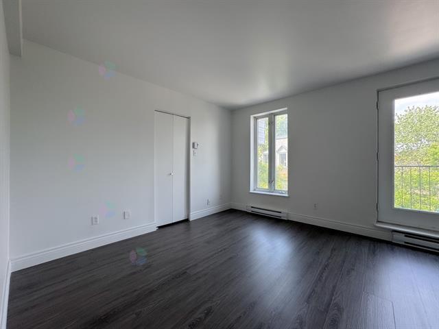 3986 Rue De Bullion Property Photo 2